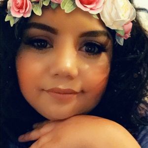 Meet your Posher, Angelica